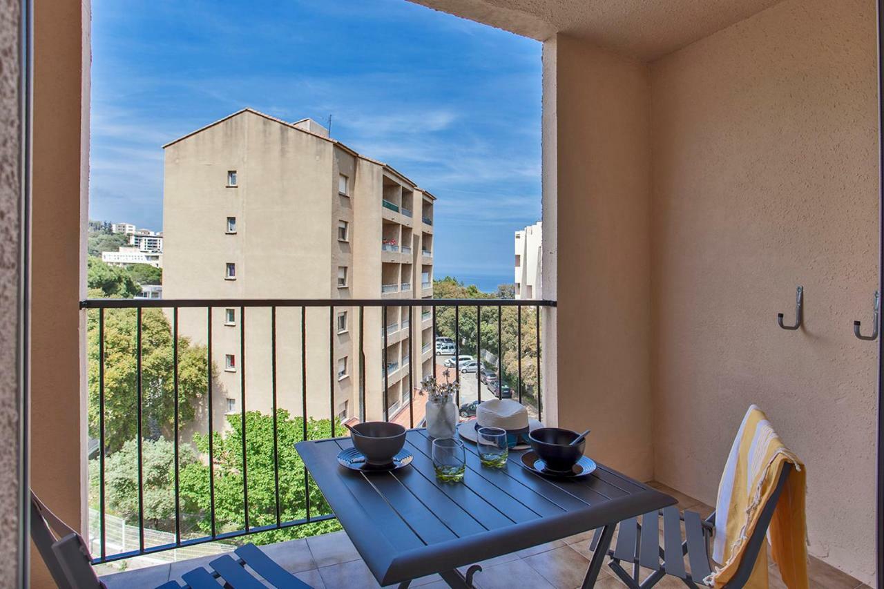 Offre Special Bastia Proche Centre Parking Exterior foto
