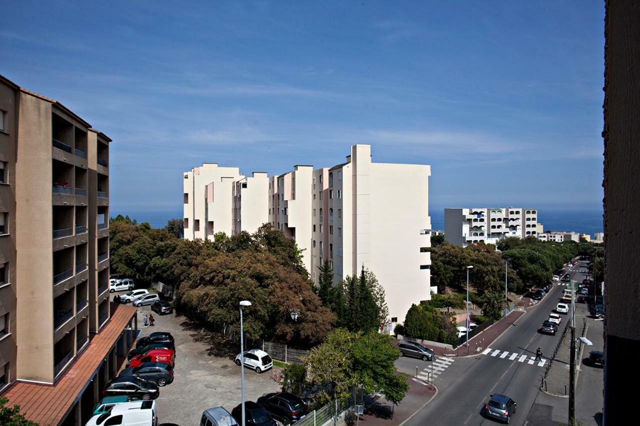 Offre Special Bastia Proche Centre Parking Exterior foto